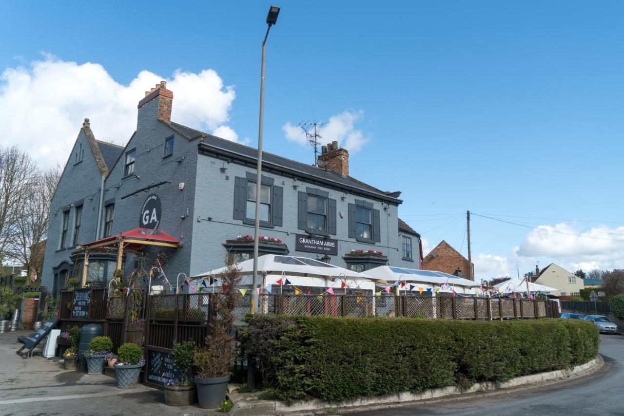 Hotel Grantham Arms à Boroughbridge Extérieur photo